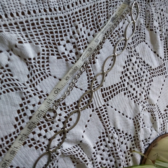 Chain Belt - Picture 2 of 2